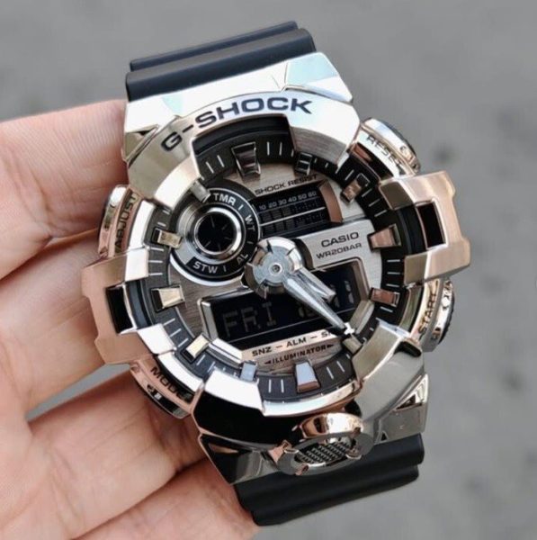 G Shock gm700